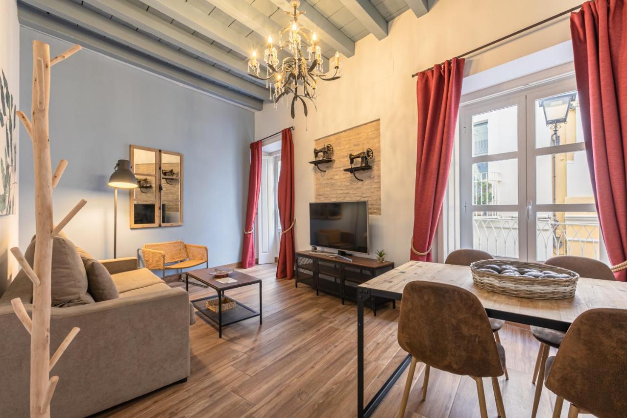 Green-Apartments Mansion Blue Catedral Севиля Екстериор снимка