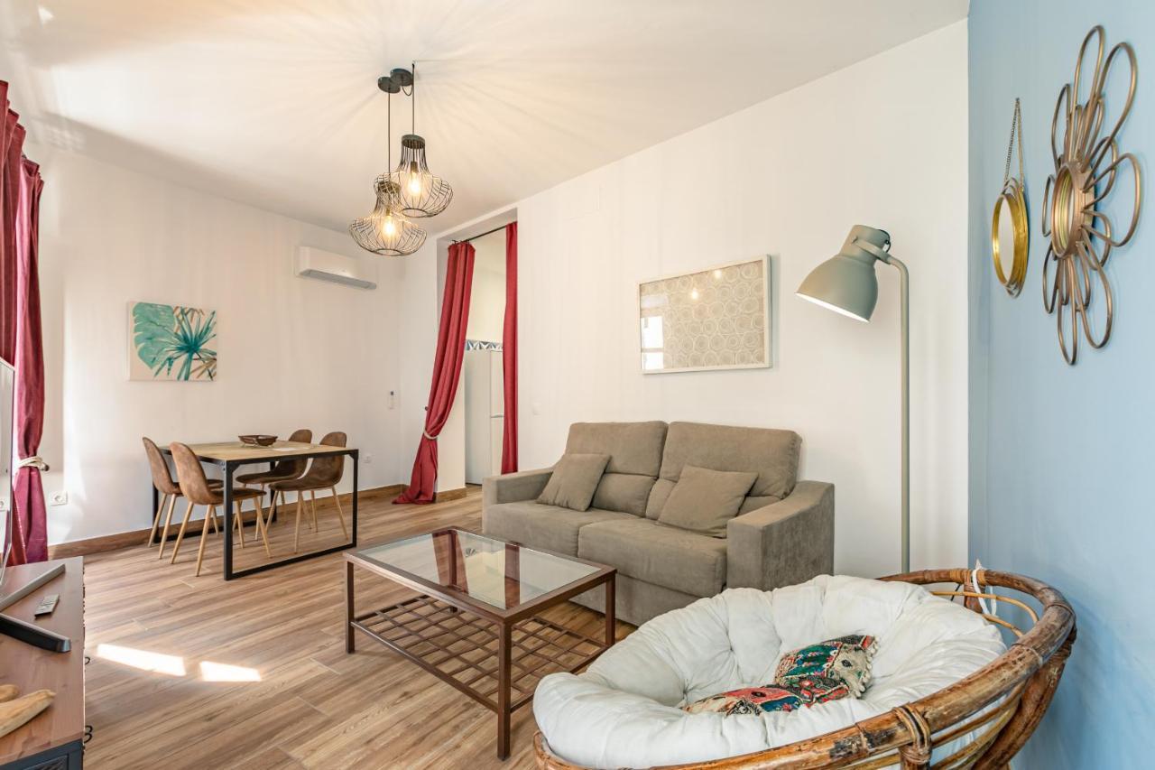 Green-Apartments Mansion Blue Catedral Севиля Екстериор снимка